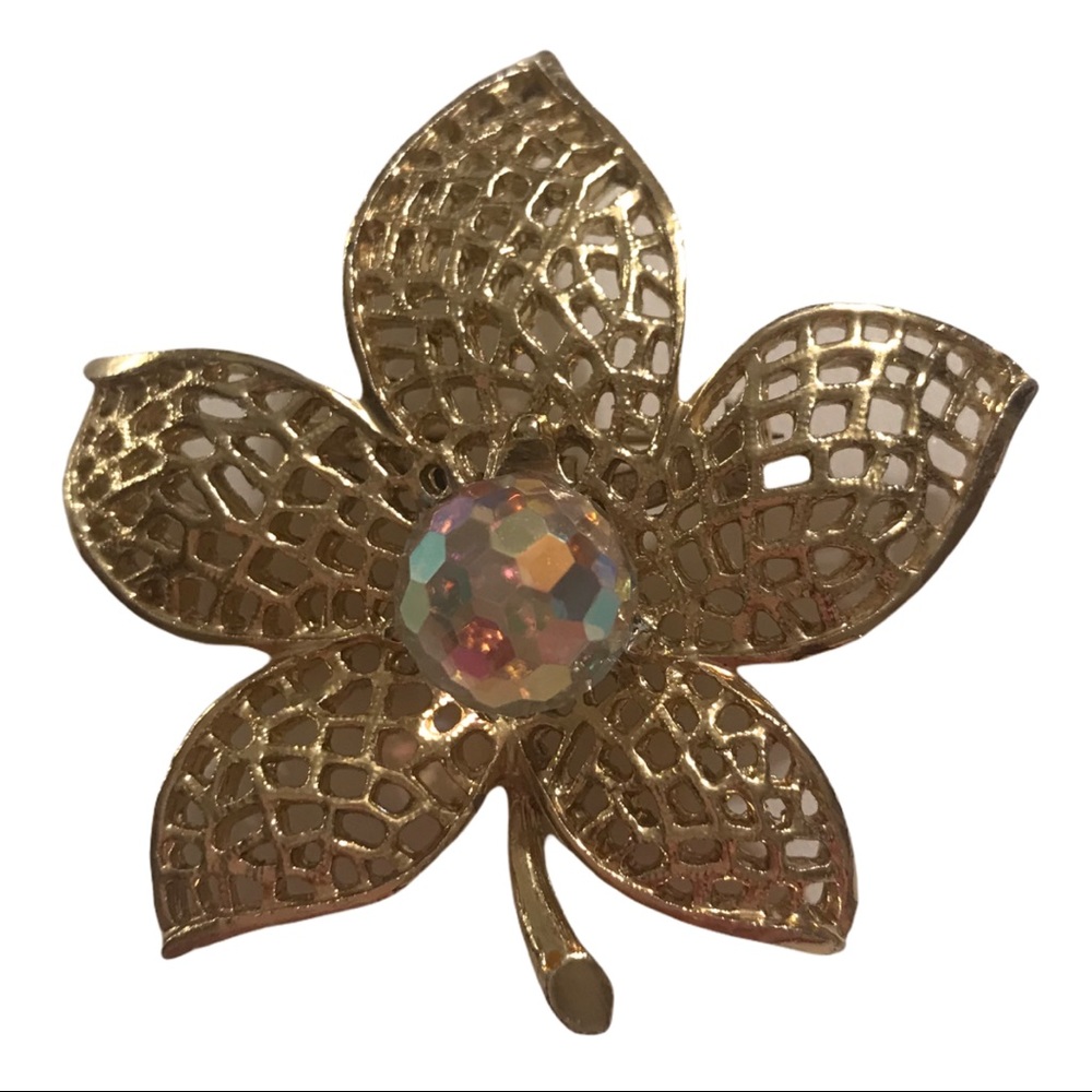 Vintage Gold Tone Brooch